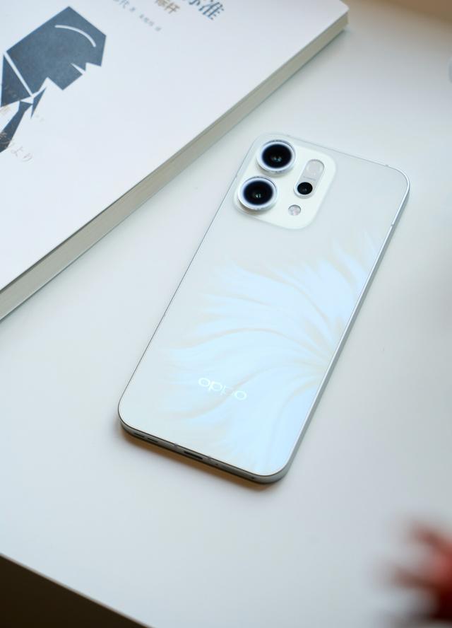 2025 手机行业格局下的 OPPO:坚守与突破