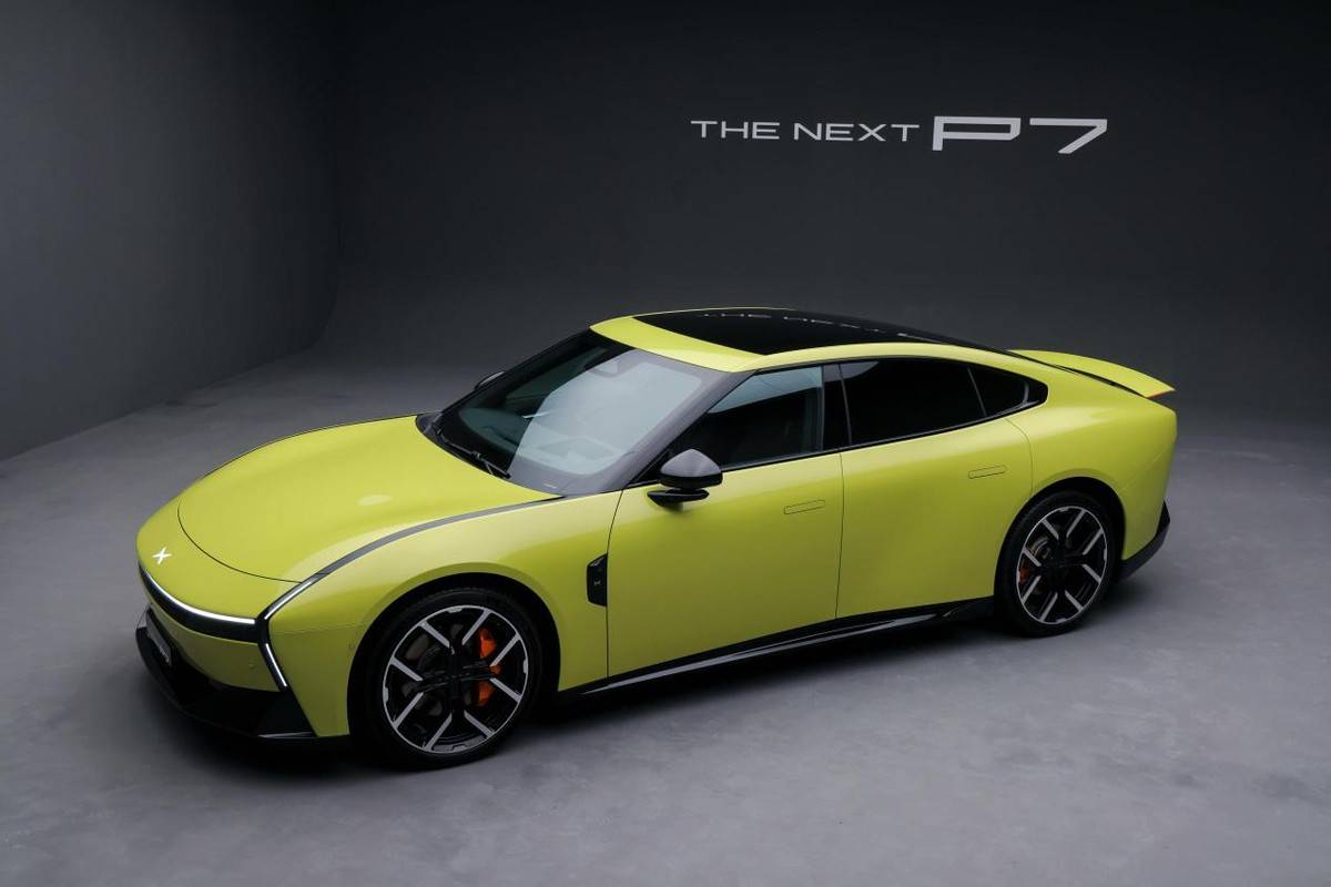 全新小鹏P7正式亮相!全系配3颗图灵AI芯片,设计前卫,续航820km