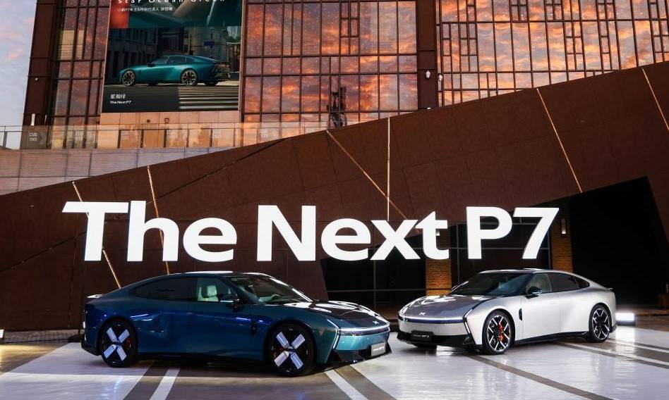 全新小鹏P7正式亮相!全系配3颗图灵AI芯片,设计前卫,续航820km